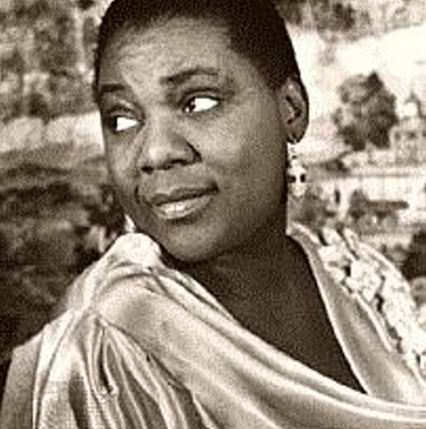 BESSIE SMITH