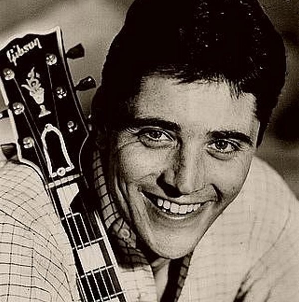 Se cumplen 12 años de la muerte del cantante francés SACHA DISTEL