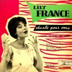 Sous Le Ciel De paris, Lily France